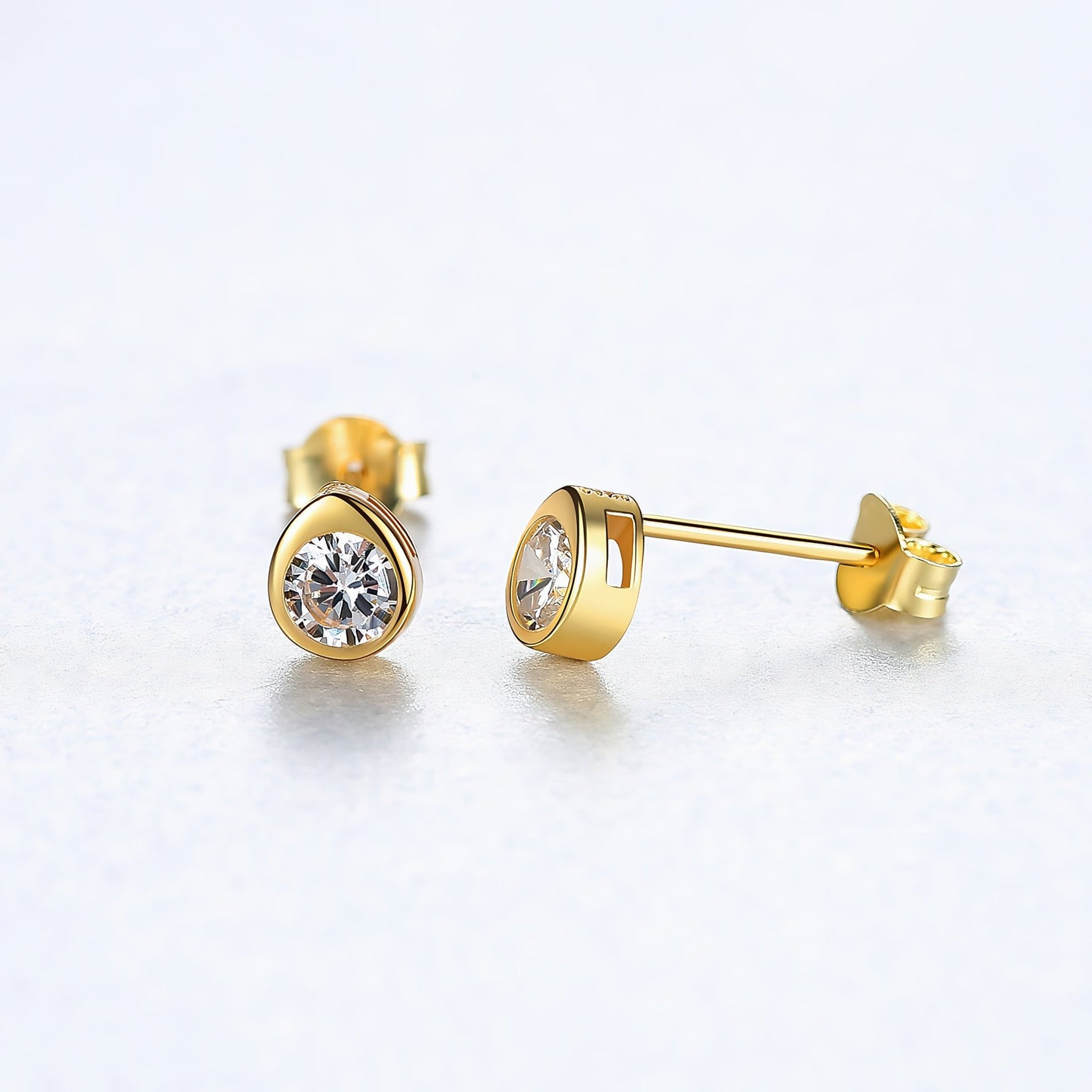925 Sterling Silver Stud Earrings with Round Zircon Stone – Minimal Luxury Design - NAFALUXE