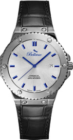 Orologio al quarzo Bellevue Swiss Made da 43 mm – Quadrante argento con indici blu e cinturino in pelle | Movimento Ronda - NAFALUXE