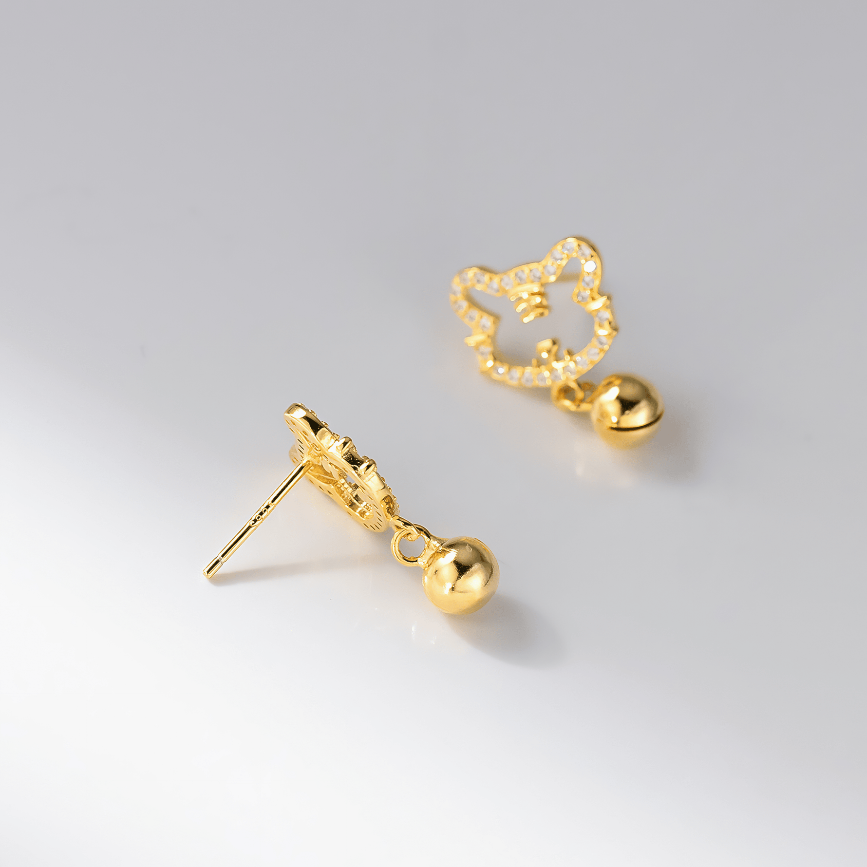 Boucles d'oreilles clous « chaton » – Boucles d'oreilles « chaton » en argent sterling 925 avec zircone cubique - NAFALUXE