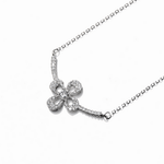Daisy Bloom Necklace in Sterling Silver - NAFALUXE