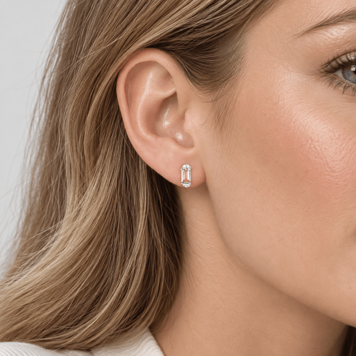 Elegant Pink Emerald-Cut CZ Stud Earrings in 925 Sterling Silver - NAFALUXE
