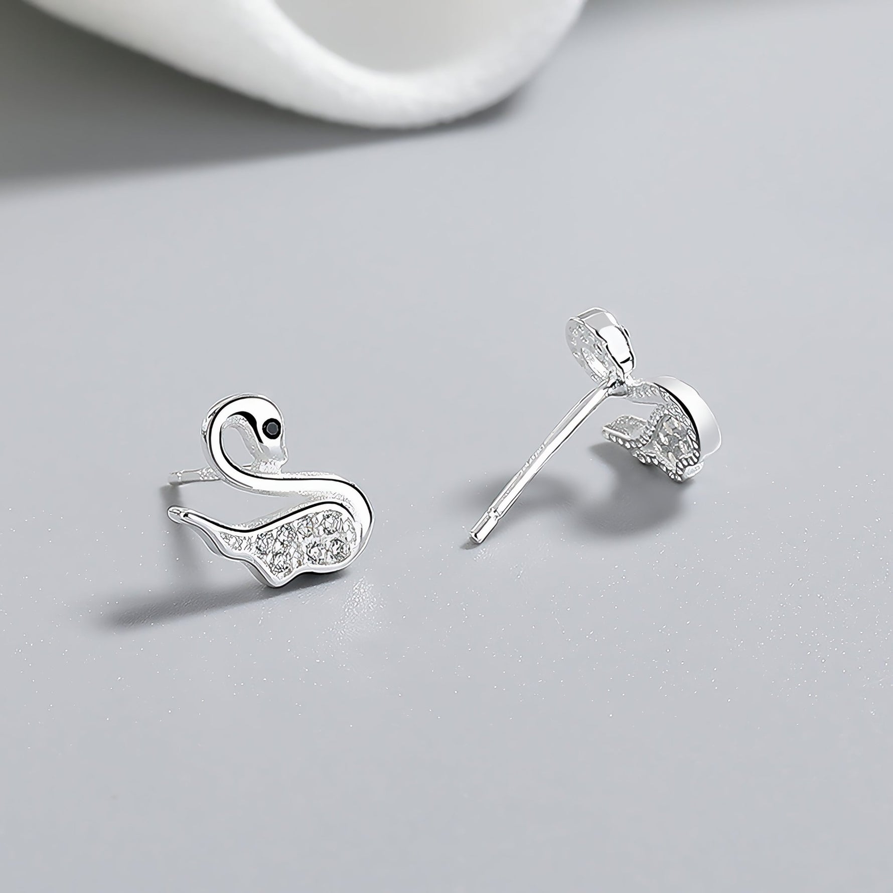 Elegant Swan Earrings – 925 Silver with Sparkling CZ - NAFALUXE