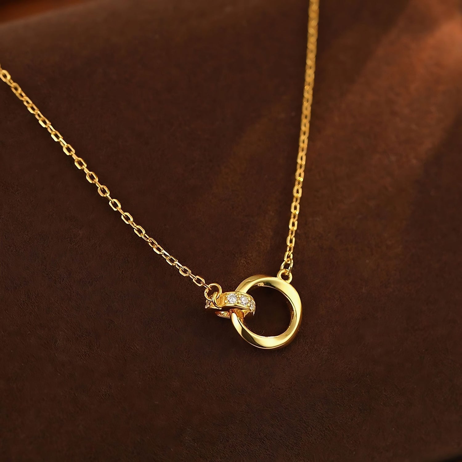 Golden Harmony Circle Bracelet - NAFALUXE