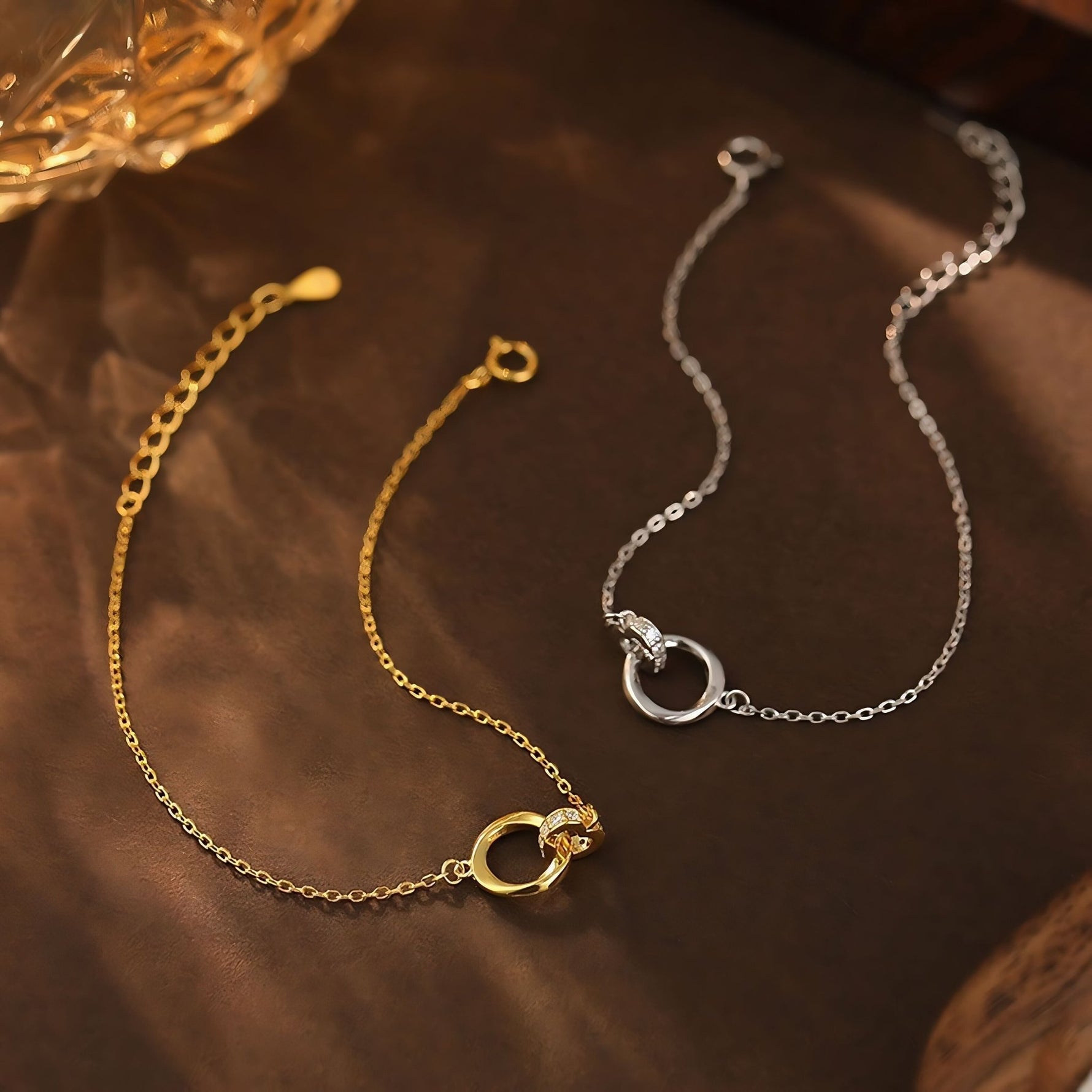Golden Harmony Circle Bracelet - NAFALUXE