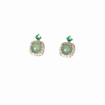 Orecchini a bottone con pietra "occhio di gatto" verde e castone a corona in zirconi, in argento sterling - NAFALUXE