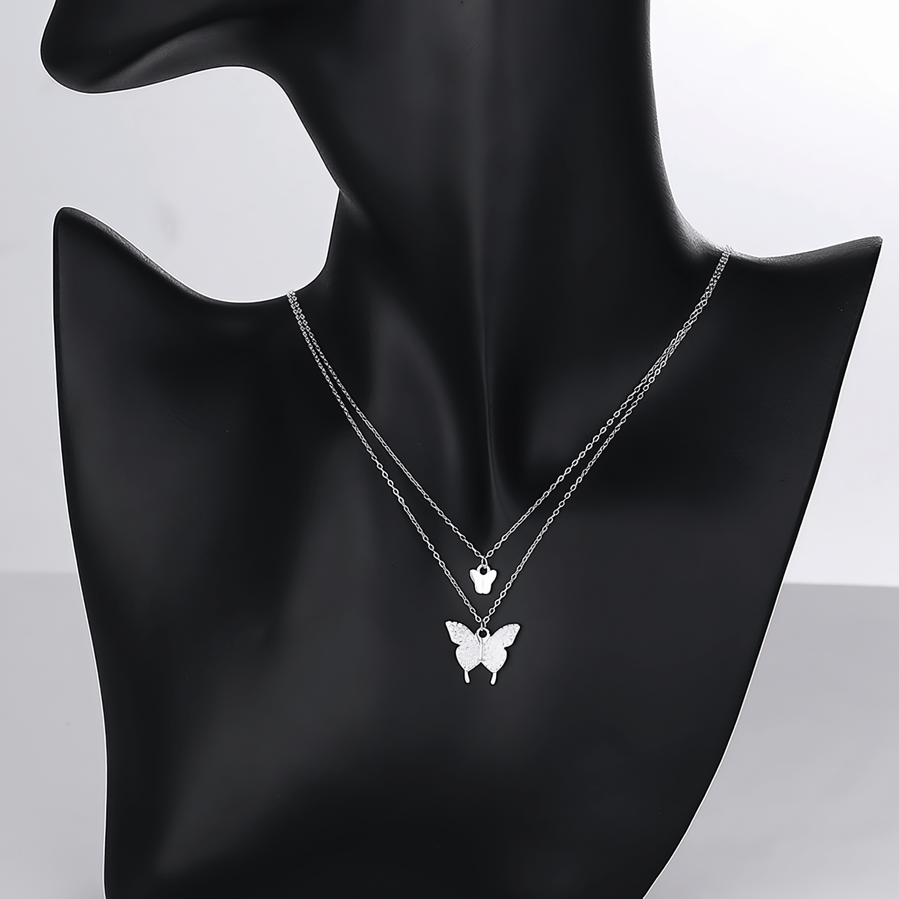Luna Butterfly Necklace - NAFALUXE