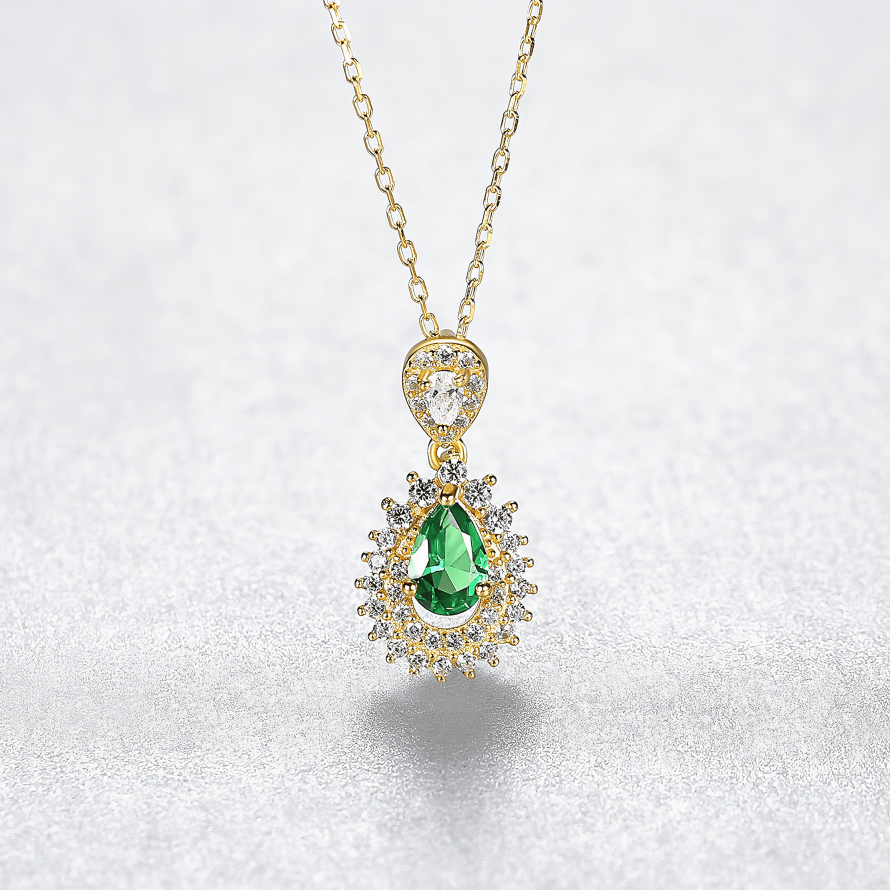 Collier avec pendentif en forme de poire vert émeraude, orné d'une pierre CZ de luxe, en argent sterling 925 plaqué or - NAFALUXE