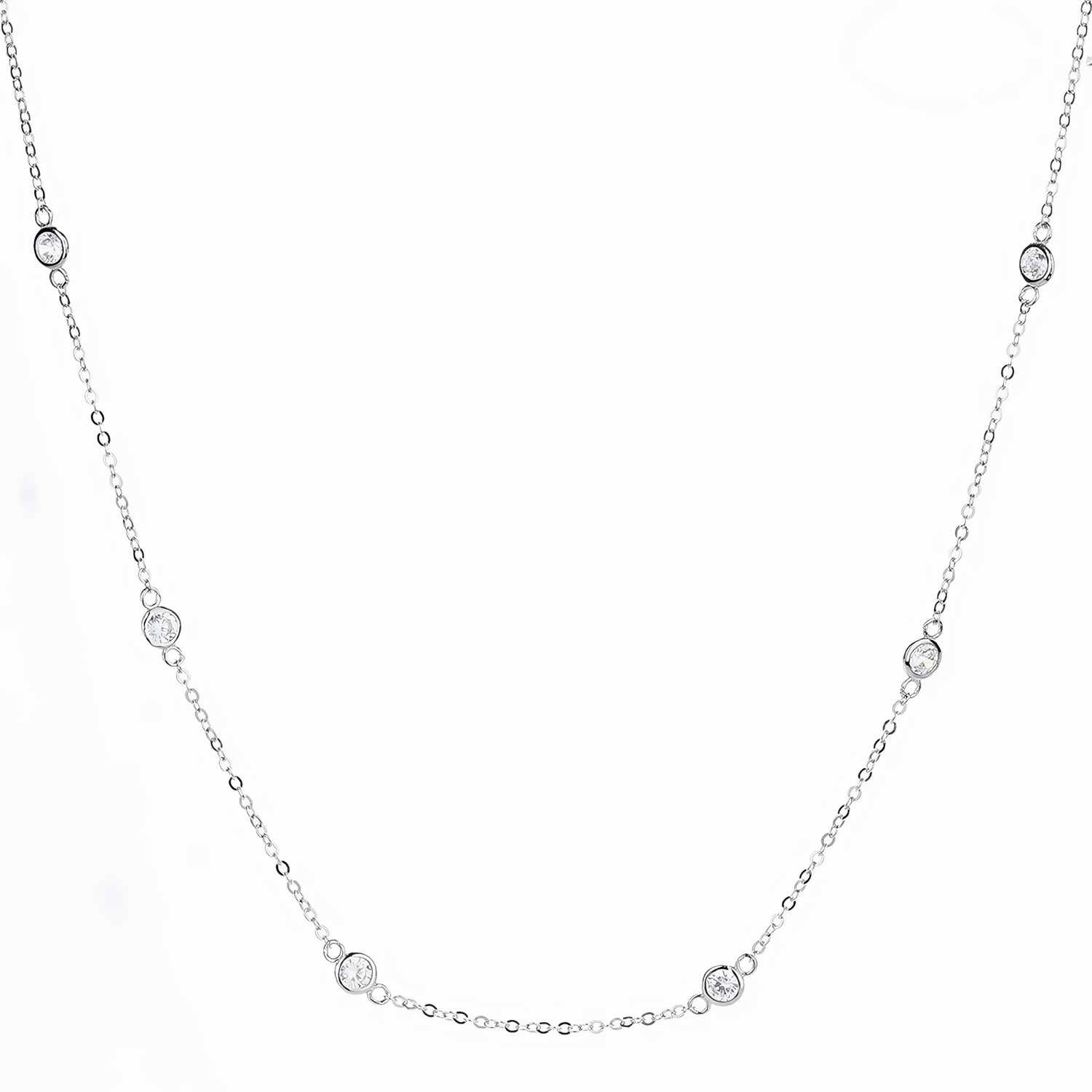 Minimalist Crystal Dot Necklace in 925 Silver - NAFALUXE