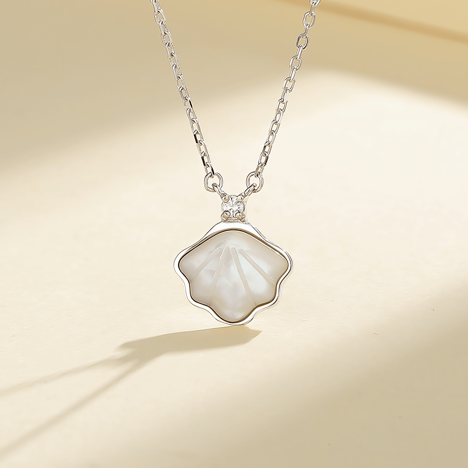Mother of Pearl Shell Necklace – 925 Silver - NAFALUXE