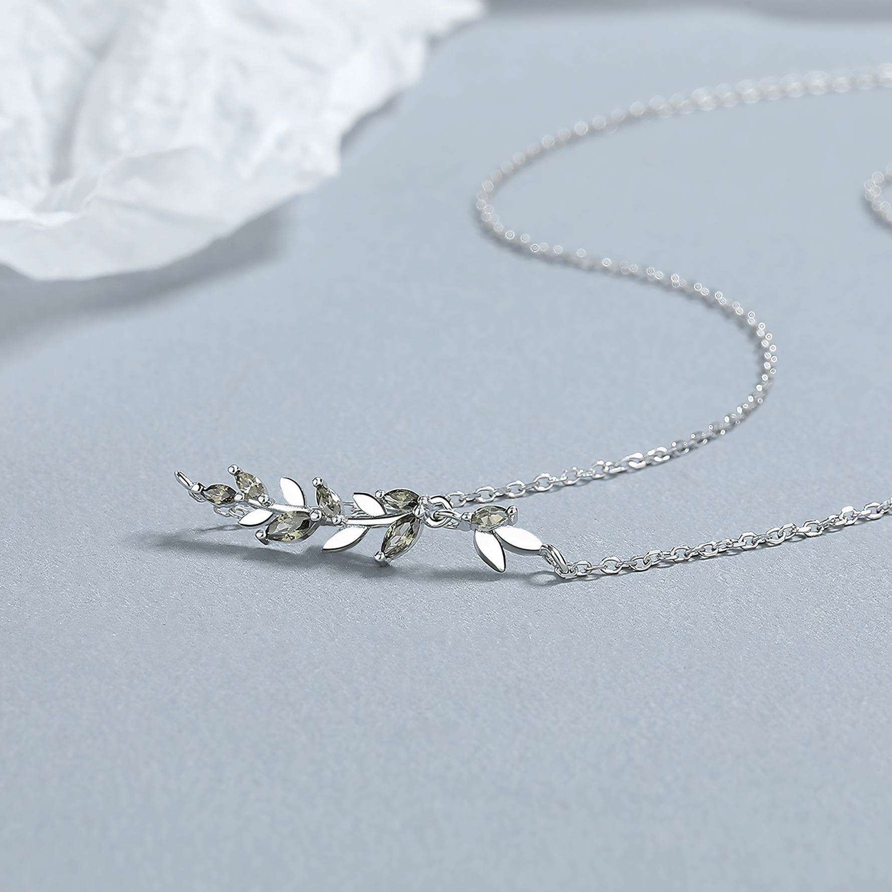Olive Leaf Necklace in Sterling Silver with Green Zirconia - NAFALUXE