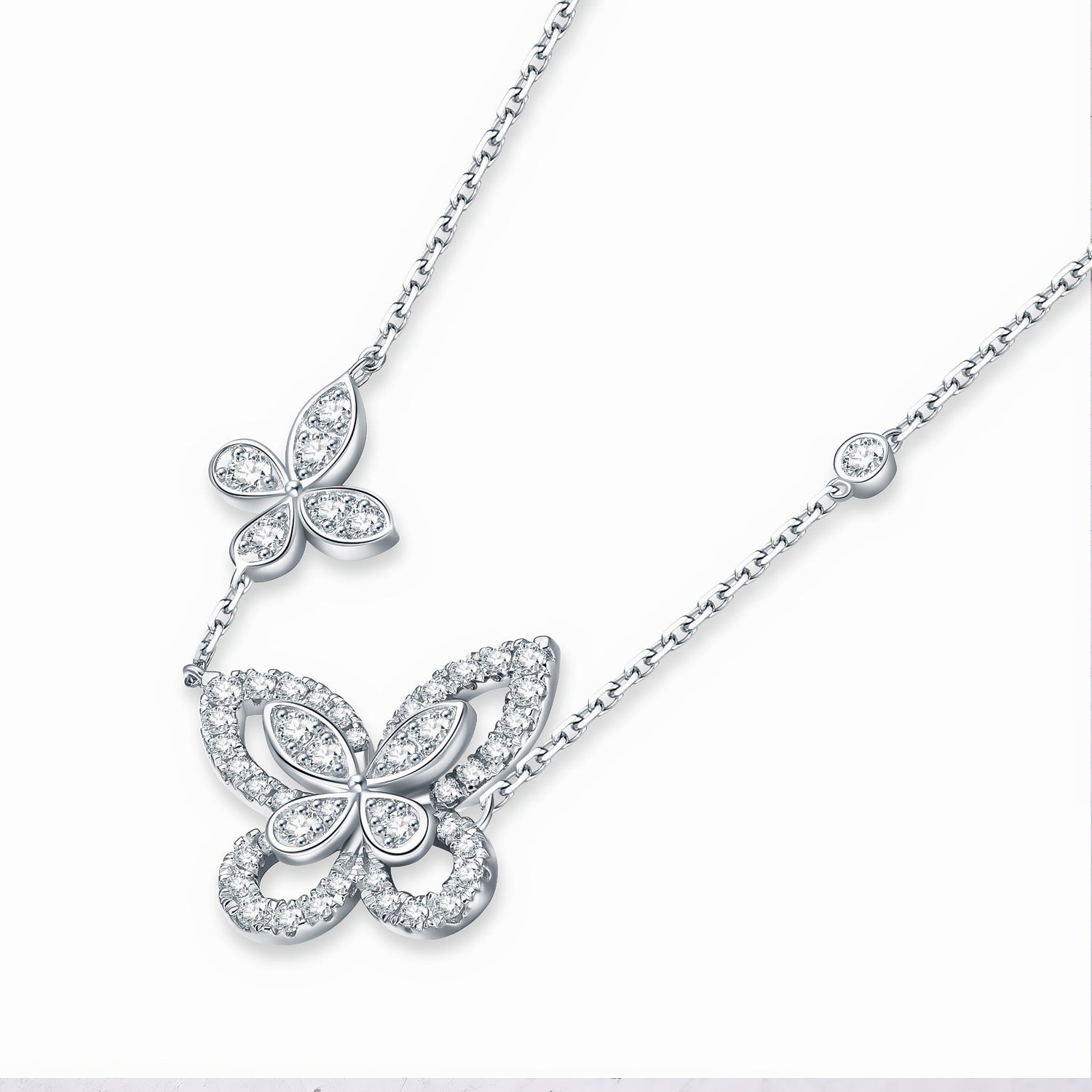 Collana con farfalla in argento sterling - NAFALUXE