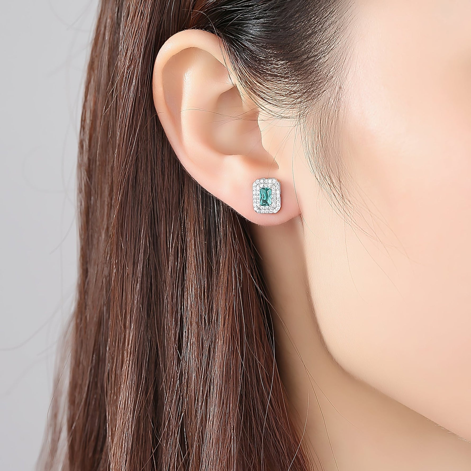 Sterling Silver Green CZ Halo Stud Earrings - NAFALUXE