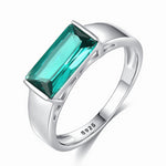 Bague rectangulaire en argent sterling avec zircone cubique verte - NAFALUXE